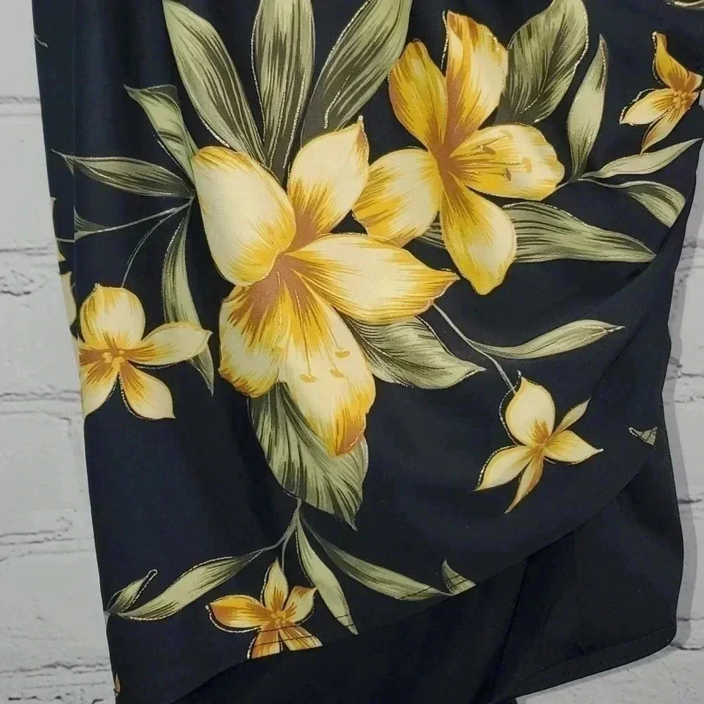 Silhouette Solutions One Piece Figure Flattering Swimsuit black/gold size 14 - Picture 3 of 15